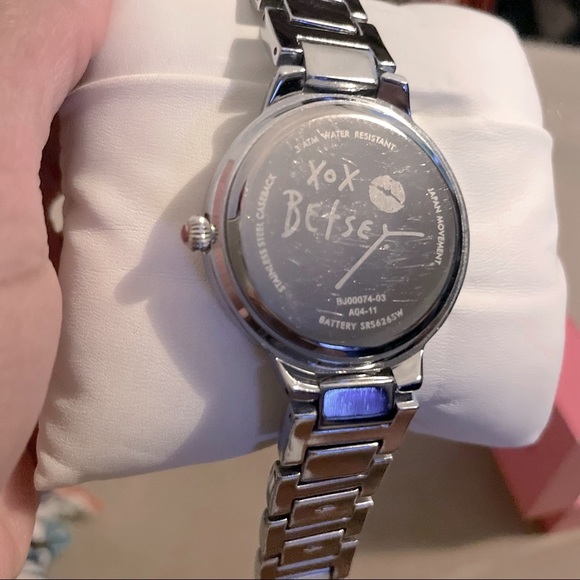 BETSEY JOHNSON Panda Watch NEEDS BATTERY REPLACEMENT - Picture 5 of 5